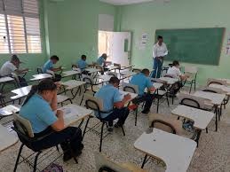 Ministerio de Educación ratifica continúa este viernes la suspensión de docencia en provincias en alerta roja
