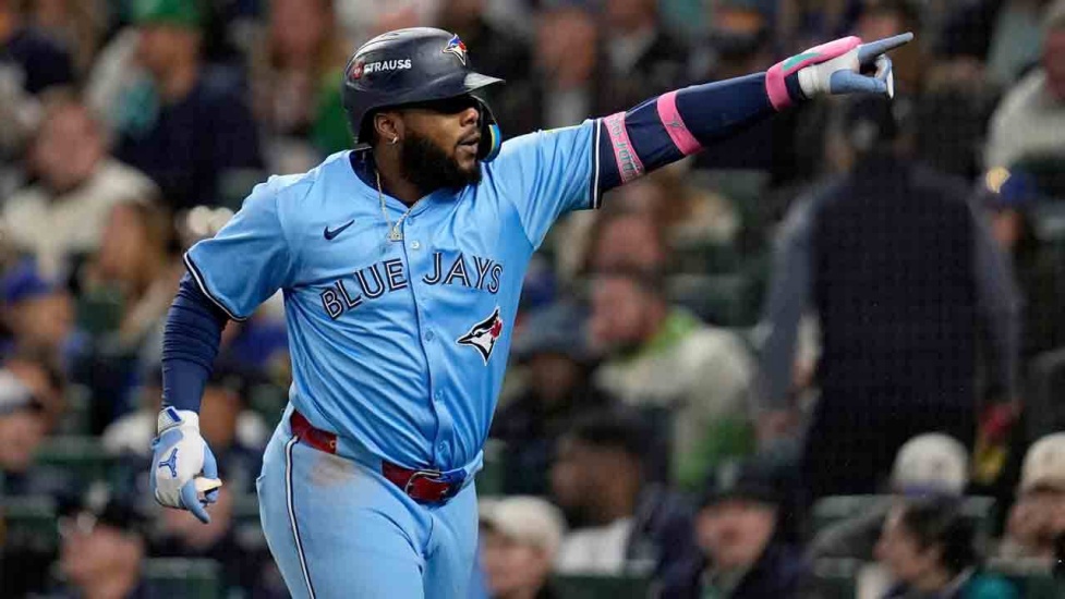 Vladimir Guerrero Jr. un toro dominicano que embistió la historia con cada swing