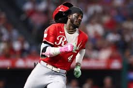 Elly De La Cruz sigue encendido para la calle y batea cuarto cuadrangular ; Luis Gil cae en debut, resúmen 