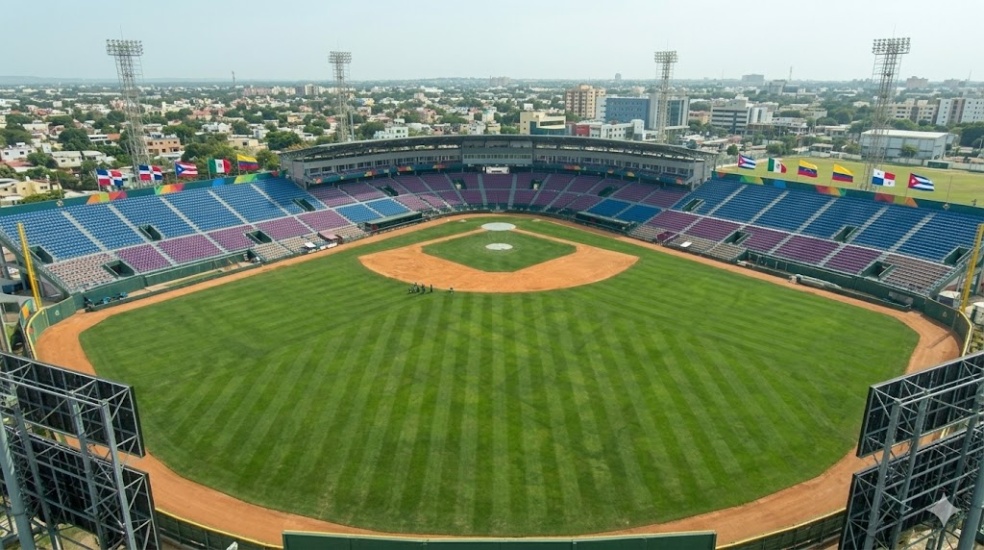  Patronato para la Administración del Estadio Quisqueya, garantiza estará listo para el torneo de béisbol de los Juegos Centroamericanos y del Caribe Santo Domingo 2026