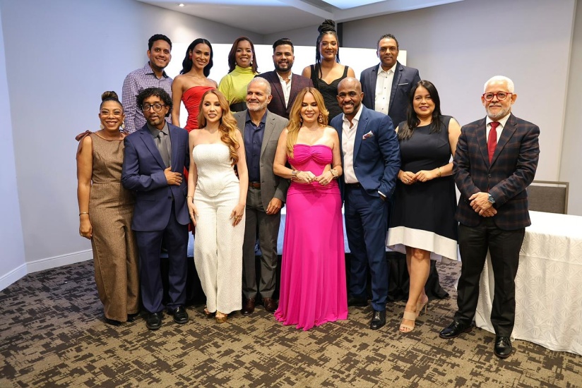 “El Domingo es Mío”, una propuesta dinámica y familiar con la conducción de Brenda Sánchez y Carlos Alfredo Fatule 