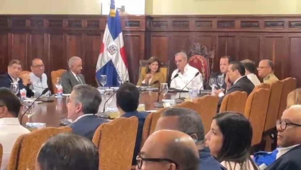 Esta tarde se reúne el Consejo de Gobierno encabezado por el presidente Luis Abinader en palacio