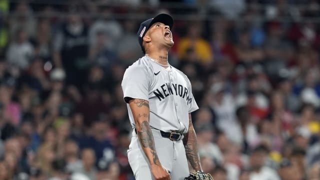 Dominicano Luis Gil consigue su primera victoria con blanqueada a Boston; Gigantes vencen Dodgers, Cubs imparables, y Mets siguen mal, resúmen