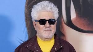 Pedro Almodóvar busca la Palma de Oro en Cannes con ‘Amarga Navidad’