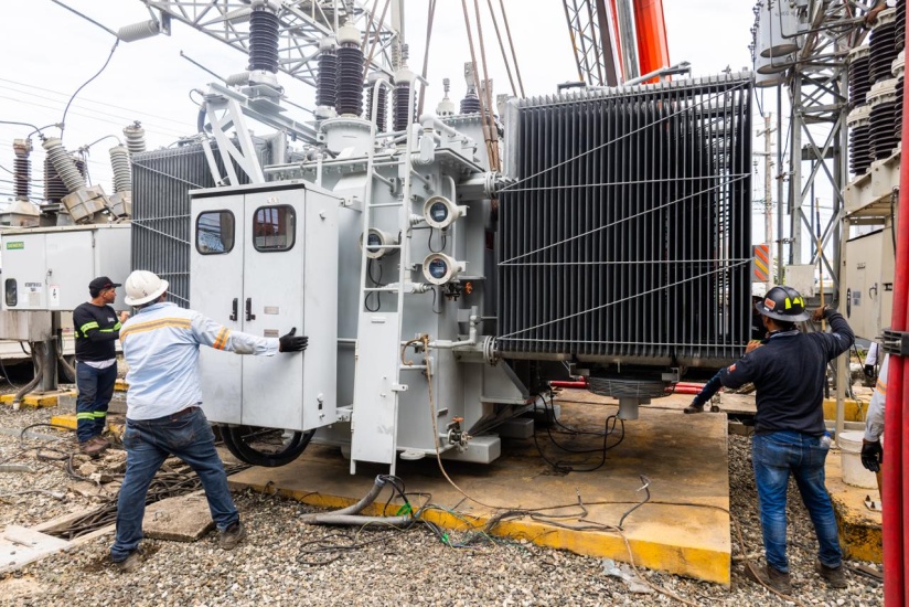 Edesur pone en operación nuevo y moderno transformador de potencia en subestación eléctrica Ciudad Satélite