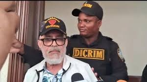 Tercer Juzgado de la Instrucción envía a juicio de fondo a comunicador Ángel Martínez por presunta difamación contra Faride Raful