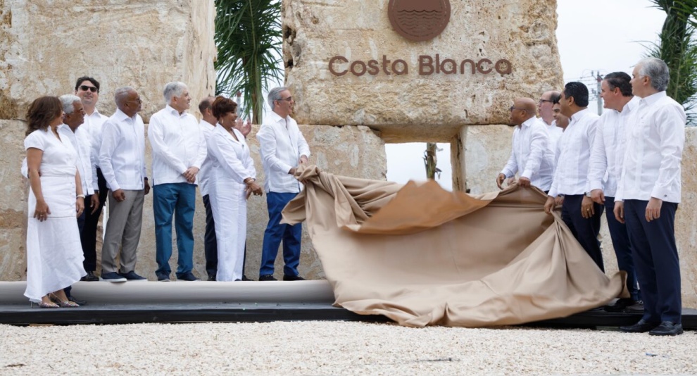 Presidente Abinader anuncia transformación integral de Boca Chica con inversión superior a RD$20 mil millones para impulsar turismo, desarrollo económico y calidad de vida de su gente
