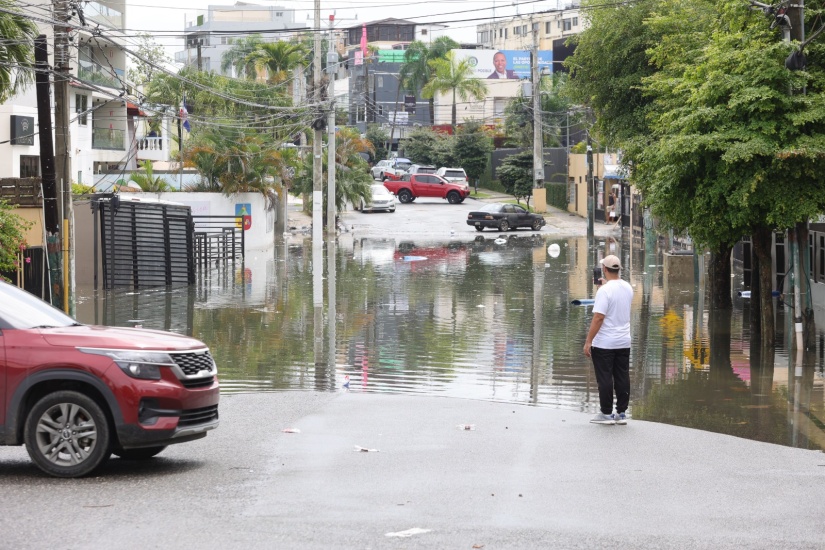Para este viernes estarán ocurriendo chubascos locales, sobre algunas localidades por incidencia de una vaguada