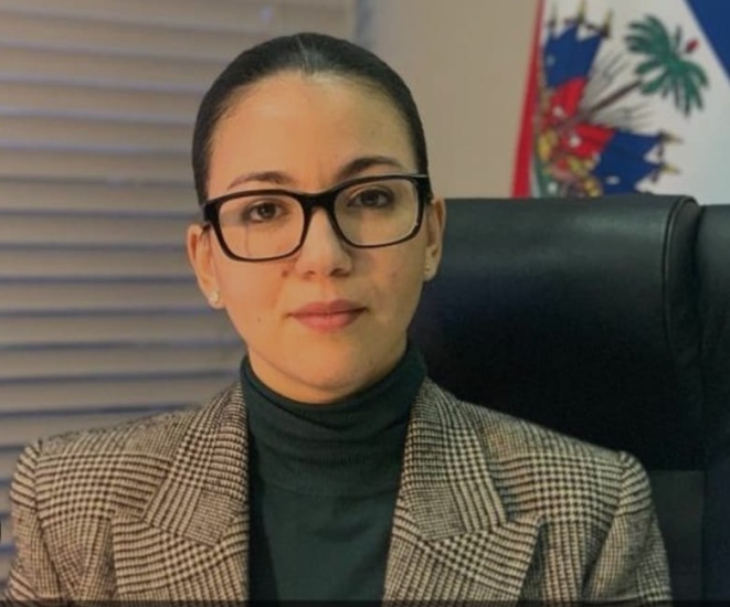 Ex-ministra de Relaciones Exteriores de Haití, enfrenta denuncias de presunta corrupción y nepotismo