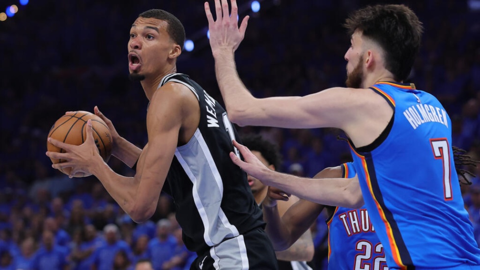 Gigante Victor Wembanyama aterroriza guerreros del Thunder y lo aplasta 122-115 este lunes, resúmen 