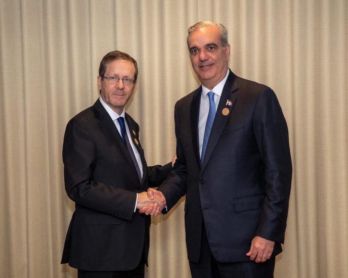 Abinader se reúne con con el presidente del Estado de Israel, Isaac Herzog, y con el subsecretario de Estado de EEUU, Christopher Landau,