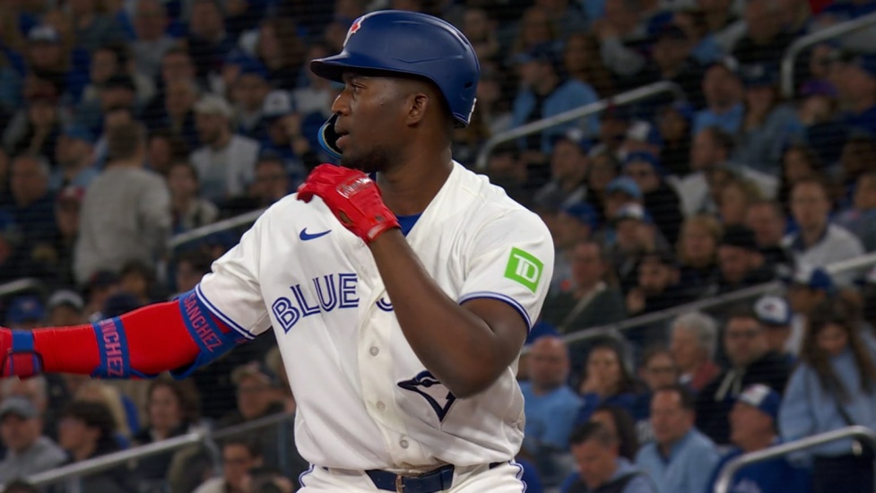 Dominicano Jesús Sánchez batea quinto jonrón y Clement liga cinco hits; Machado llega a 200 H4 con Padres, Cerveceros dejan Yanquis en el terreno, resúmen 