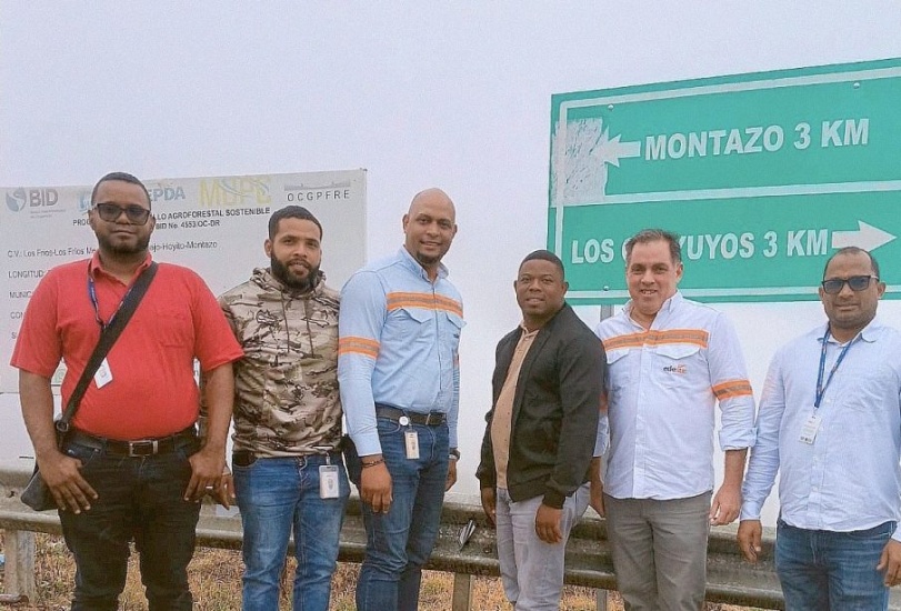  Edesur inicia proyecto para llevar electricidad a comunidad El Montazo, en la provincia de Azua