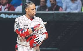  Robinson Canó alcanzó la histórica cifra de 300 hits en la Liga Mexicana de Béisbol Profesional
