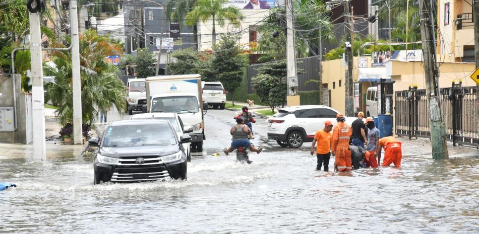 Meteorología anuncia otro jueves bajo lluvias en gran parte del país