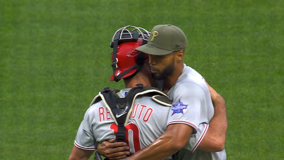 Cristopher Sánchez en grande blanquea Piratas y poncha trece; Padres doblegan Marineros, Mets vencen Yankees, resúmen 