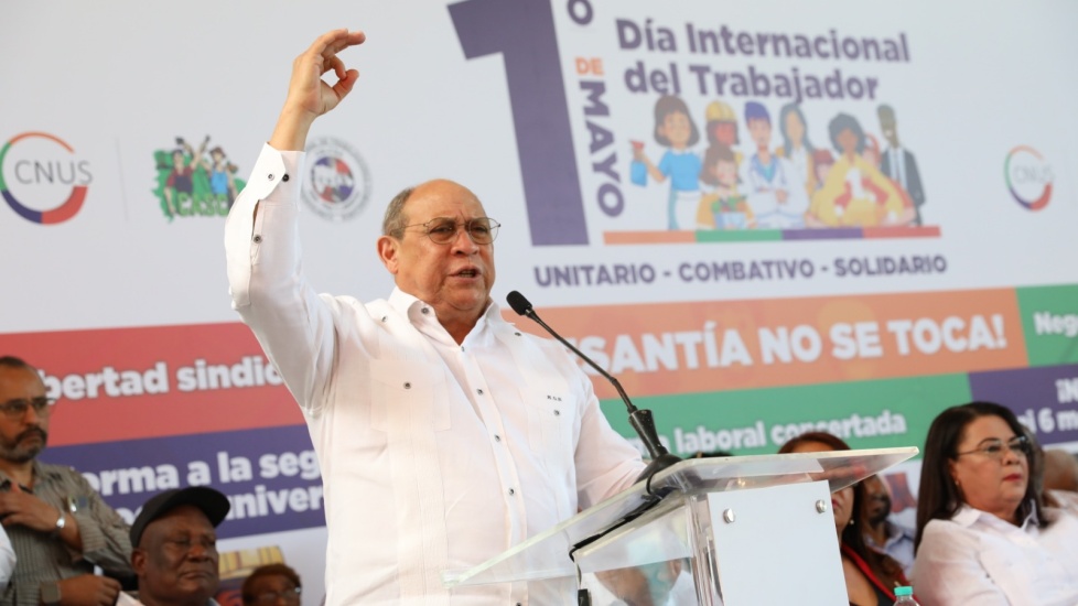 En acto por el Día del Trabajo, Santos Badía plantea una educación orientada al futuro de los trabajadores