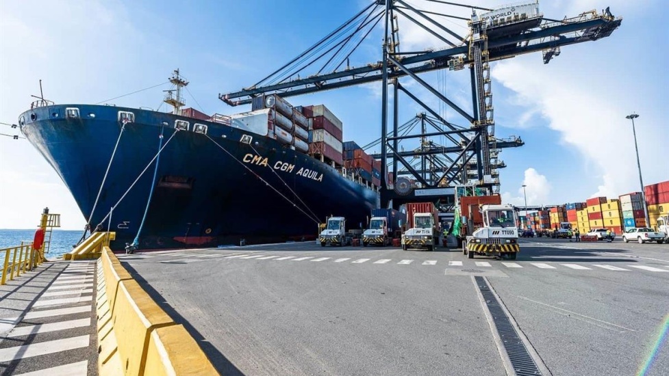 Exportaciones de zonas francas dominicanas crecen 4.3 % en primeros cuatro meses de 2026