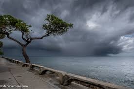 Meteorología advierte sobre aguuaceros en varias provincias del país, producto de la  primera onda tropical de la temporada 