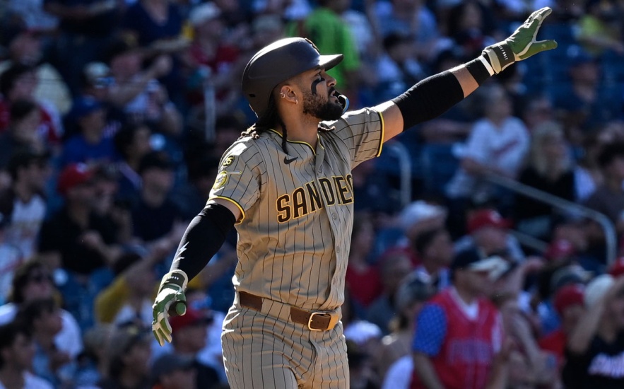 Por fin Fernando Tatis Jr. le dió y duro, conecta su primer jonrón de la temporada; jeremy sigue caliente, Oneil Cruz el hombre del palo, resúmen 