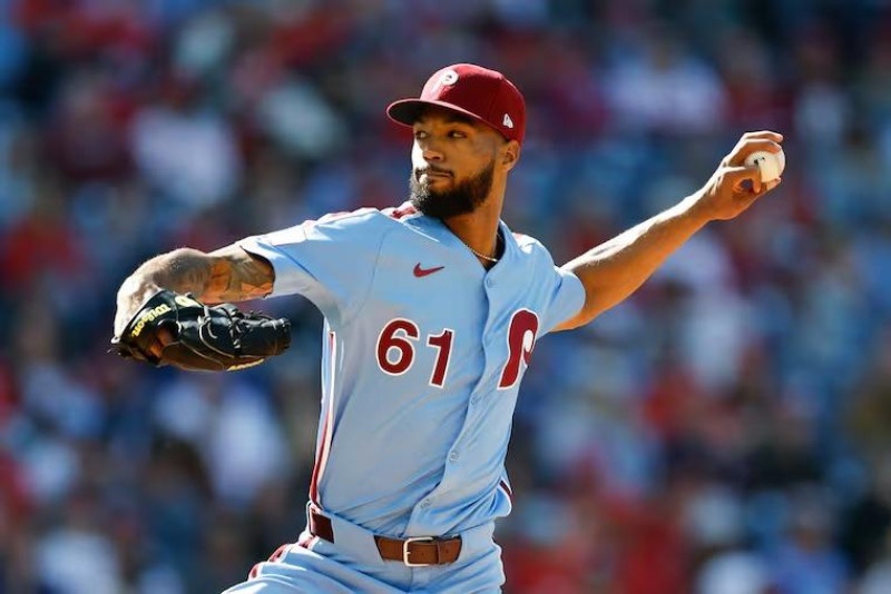 Dominicano Cristopher Sánchez sólido, domina Azulejos; Rays se imponen a Medias Rojas, resúmen 
