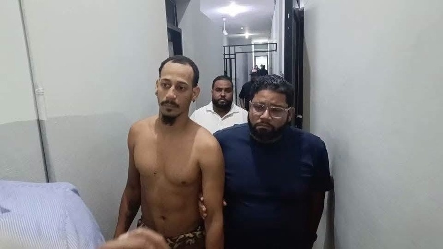 Julio Francisco Núñez Villa, presunto responsable de muerte de raso de la policía Gerson Núñez Rosario se entrega en Nagua