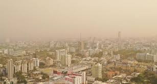 Este miércoles continua dominando el polvo del Sahara, pocas lluvias y mucho calor