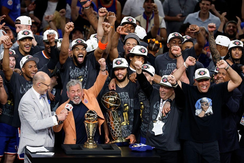 New York Knicks remontó otro épico partido ante San Antonio Spurs y salió campeón de la NBA tras 53 años