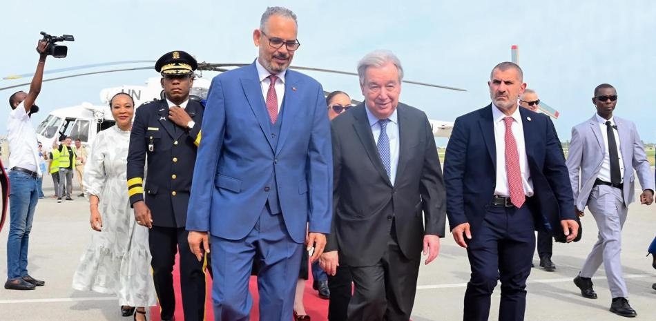 Secretario general de la ONU, pidió perdón frente a mujeres desplazadas por la violencia de las pandillas en Haití,