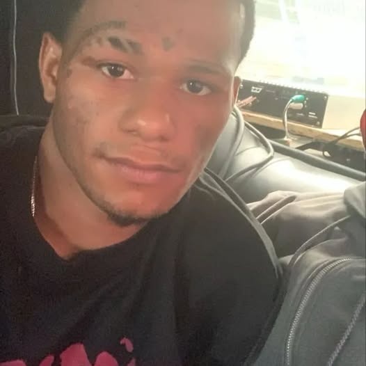 La Policía Nacional captura a “Chukito”, quien era buscado por violencia contra su expareja en Santo Domingo Este 