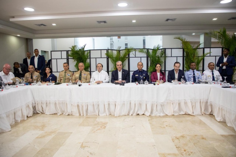 Presidente Abinader encabeza la reunión de seguimiento al Plan de Seguridad Ciudadana