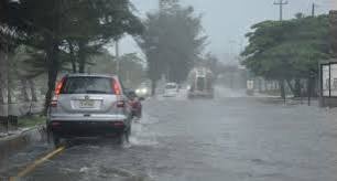 Santo Domingo RD.- Para este jueves, las condiciones del tiempo seguirán influenciadas por la vaguada y la humedad dejada por la onda tropical., temperatura calurosa