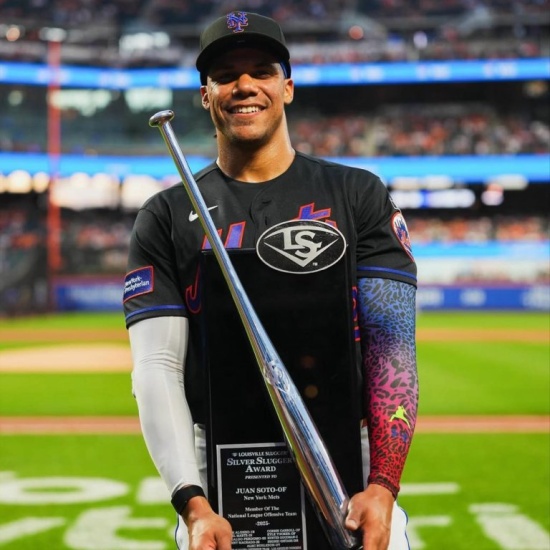 Juan Soto es ovacionado tras recibir su 6to Bate de Plata consecutivo