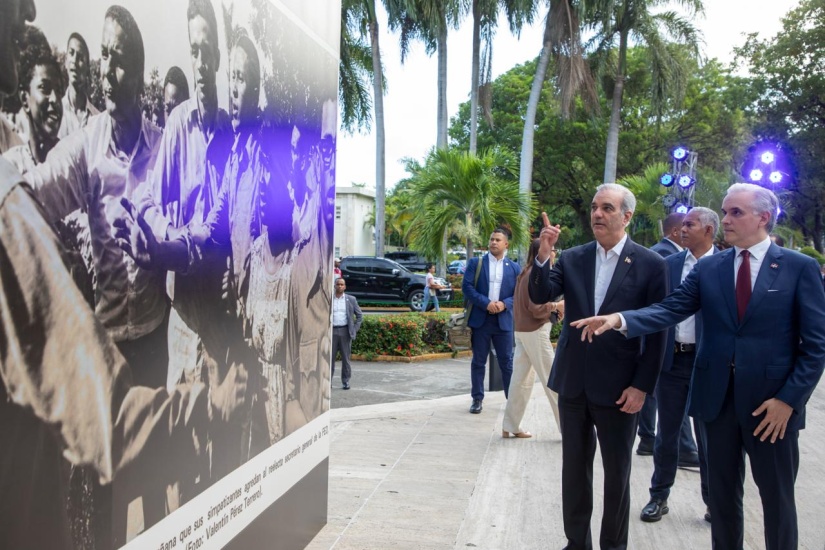 Presidente Abinader participa en acto de conmemoración por natalicio de Hatuey De Camps, líder político que luchó por la democracia, las libertades públicas, la igualdad y la dignidad