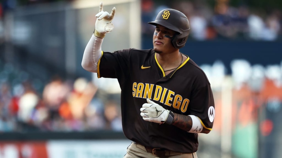 Manny Machado deja tendido a los Bravos, Fernando Tatis Jr. sacude el palo; Sandy Alcantara y Edward Cabrera ganan, resúmen 
