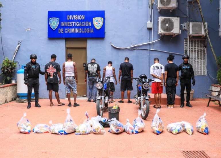Policía identifica y apresa siete hombres acusados de participar en el asalto a un camión del Plan Social de la Presidencia