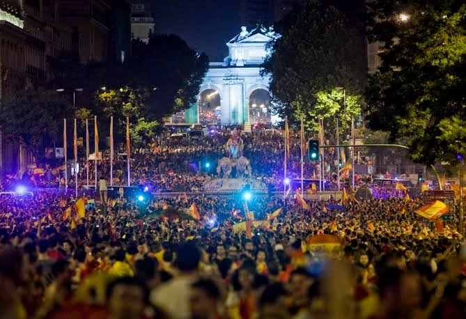 Mueren tres personas durante celebración victoria de México frente a Ecuador en Mundial 