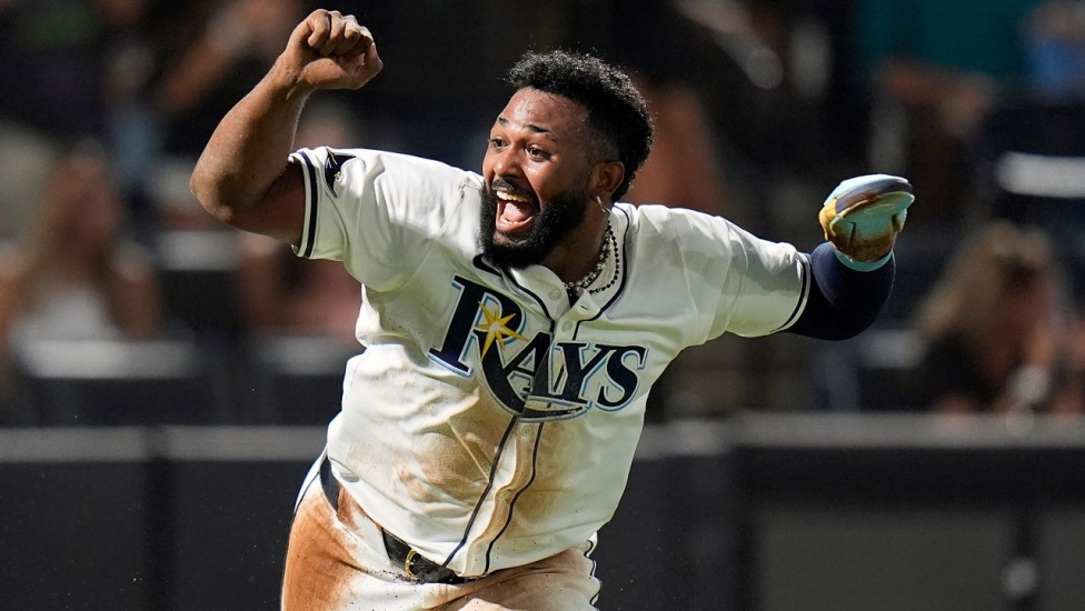 Junior Caminero en una racha histórica, conecta su jonrón 24; Yanquis caen otra vez,  dominicanos Amed Rosario y  Leody Taveras jonrón, resúmen 