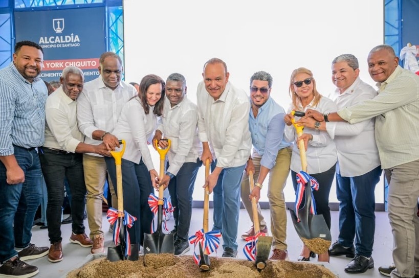 Inician los trabajos de construcción del proyecto de Embellecimiento y Saneamiento de Nueva York Chiquito,
