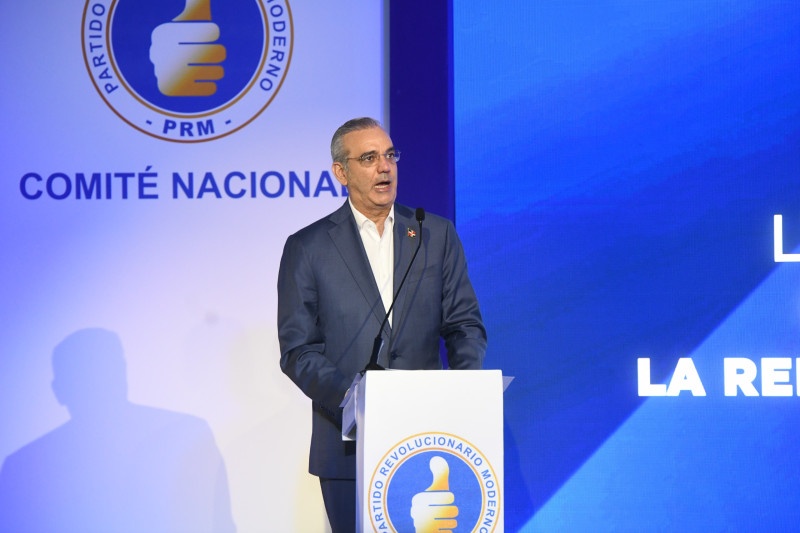 Luis Abinader es el presidente del PRM para los próximos cuatro años
