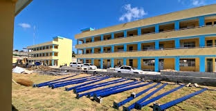Vergonzoso años tras años el mismo capitulo, nunca inicia por completo la agenda escolar por retrasos en la entrega de escuelas