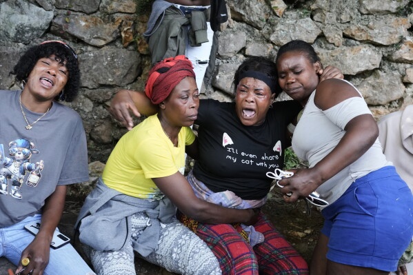 En ataque de bandas haitianas hay al menos 47 muertos y más de 50 personas secuestradas