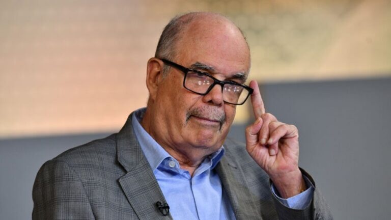Pela de lengua! Roberto Cassá responde a ADP sobre "desnaturalización" de libros de historia: "Parece que no ha leído el libro"