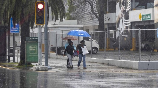 Meteorología prevé para este sábado temperaturas seguirán altas; con chubascos y aguaceros dispersos en la tarde