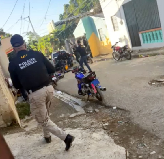 Buscado mediante órdenes de arresto por su presunta vinculación con varios hechos delictivos, matan a "Ignacio", en Santiago