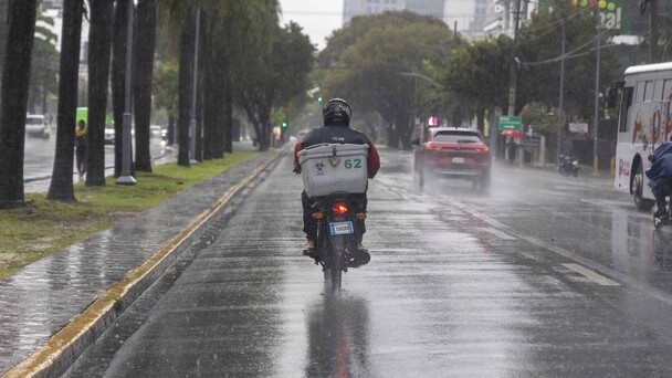 Meteorología una mañana soleada y lluviasen la tarde de este jueves, polvo del Sahara y mucho calor