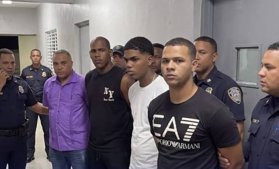 Fiscalía de Santo Domingo Este solicitó medida de coerción de 18 meses de prisión preventiva contra acusados del asalto a la residencia de Julián Oro Duro