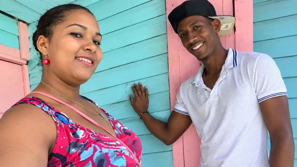 Otra más a la lista, hombre mata a su ex-pareja a machetazos en municipio Bayaguana