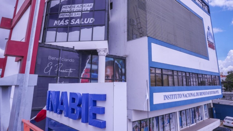 Director de Inabie advierte que cualquier actuación contraria a la ley en esa institución tendrá consecuencia