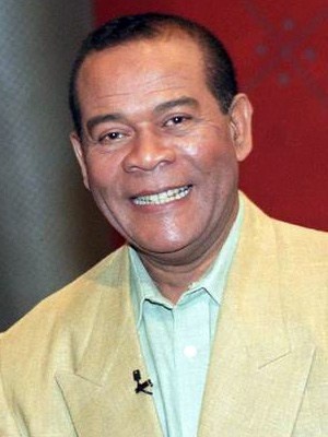 Luisito Martí destacado artista dominicano de múltiples facetas